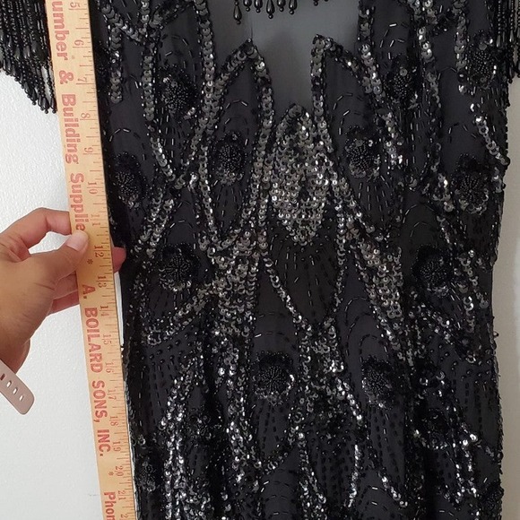 Black flapper Beaded dress. Eyelet closure needs to be sewen , open back size 6 - Picture 2 of 8